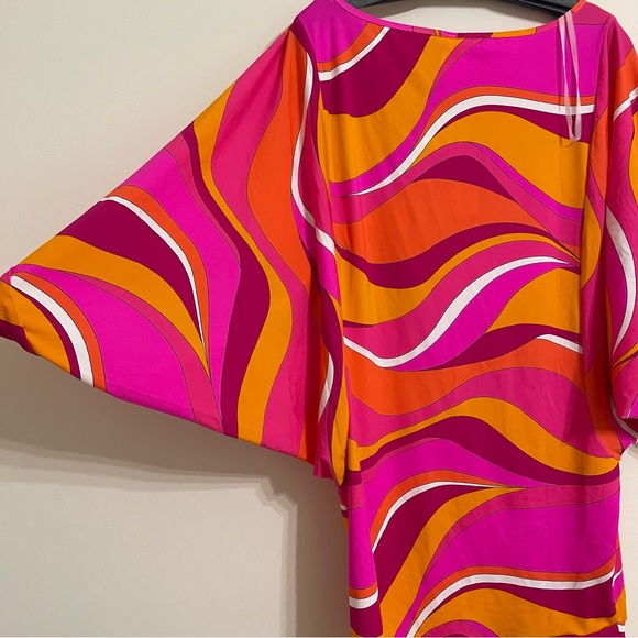 Trina Turk VIVID VISTA SWIM TUNIC - Picture 7 of 12